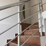Cozy 2 Bedroom Apartment