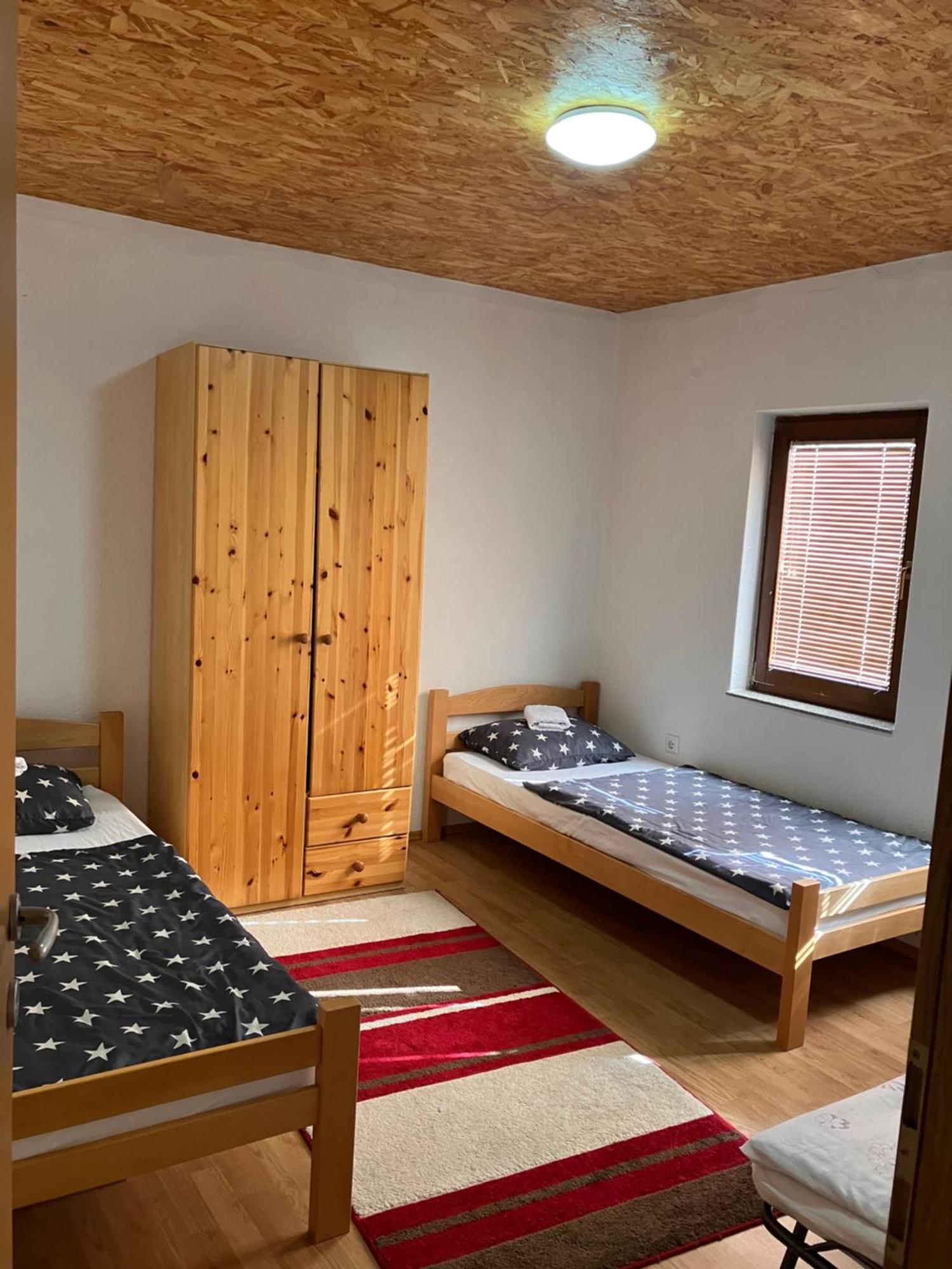 Cozy 2 Bedroom *