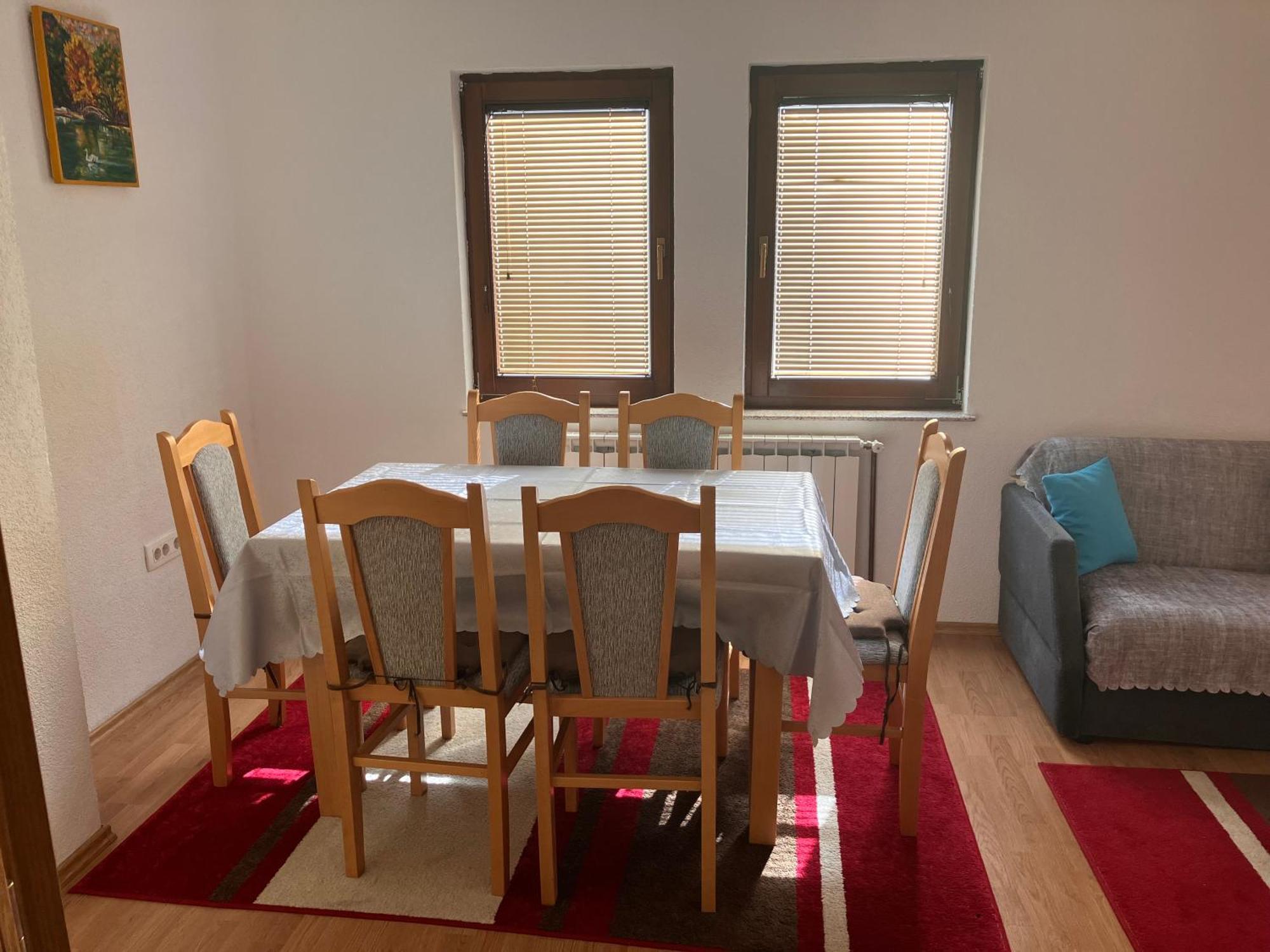Cozy 2 Bedroom